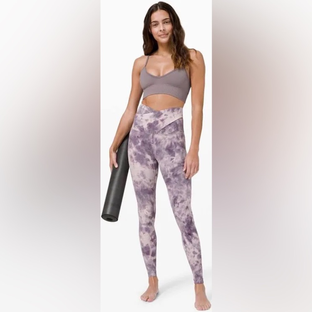 💜 RARE Lululemon Align Criss Cross Diamond Tie Dye Leggings - Picture 9 of 12